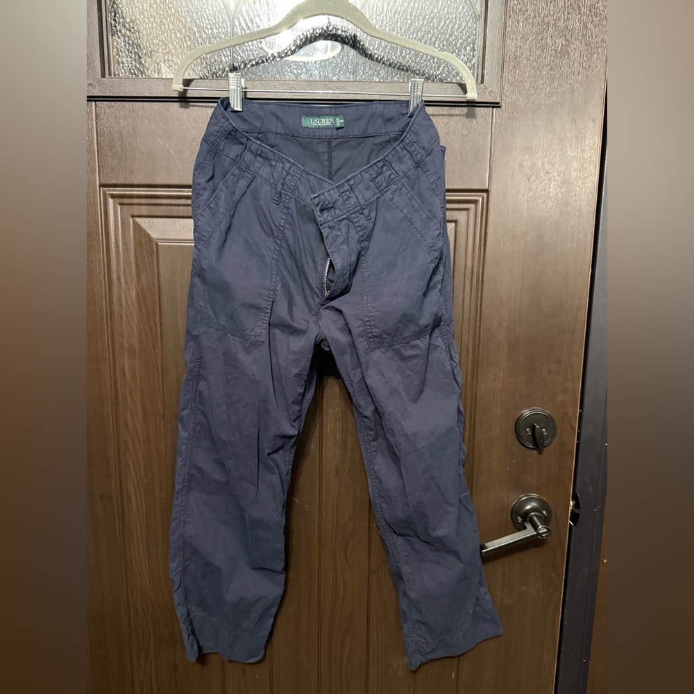Ralph Lauren Women’s Cargo Capri Pants in Navy
